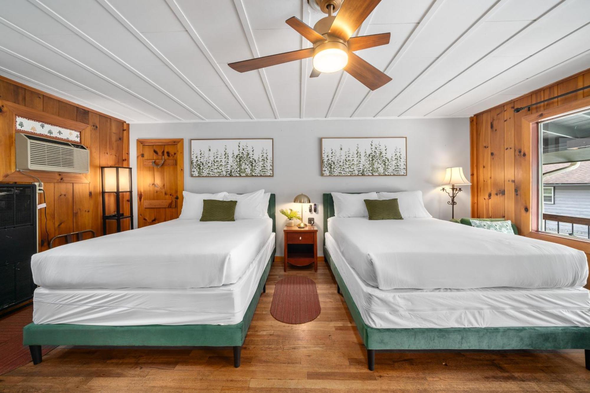 Cedarwood Inn Hendersonville Exteriör bild