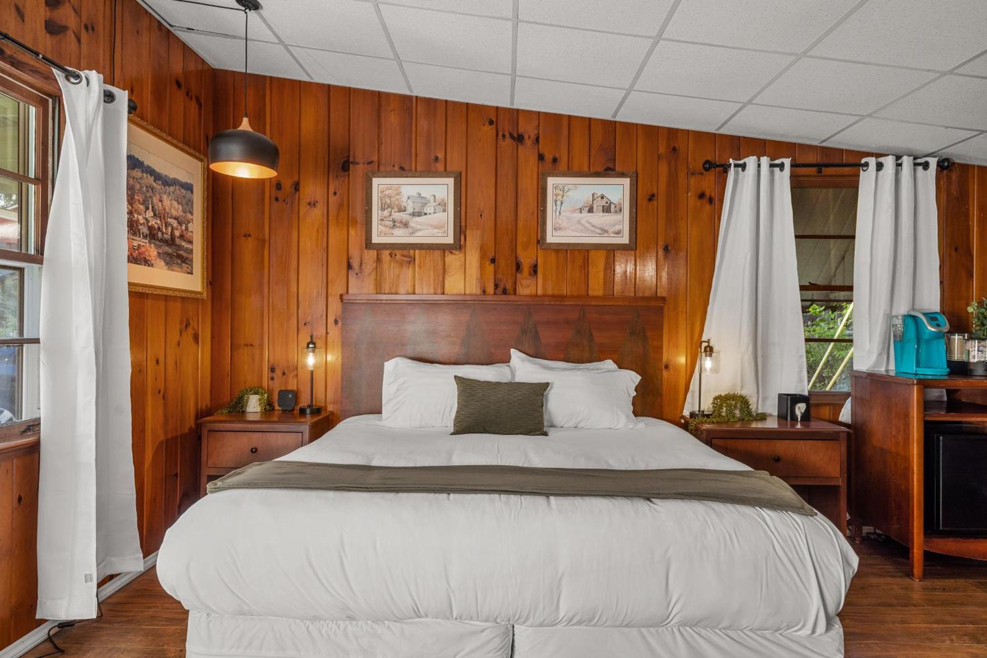 Cedarwood Inn Hendersonville Exteriör bild